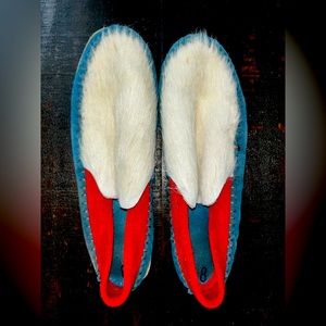 Broncy Donkey Moccasins